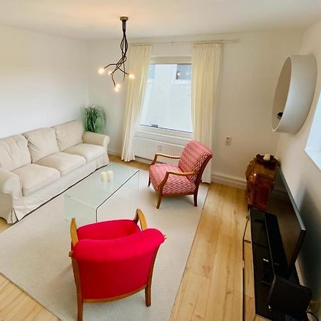 Cute Apartment - Detmold City Center - Large Kitchen, Bath, South Facing Balcony - Free Parking And Wifi المظهر الخارجي الصورة