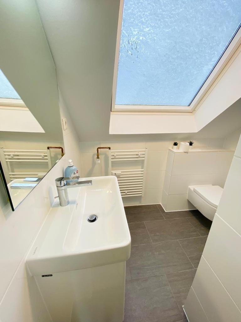 Cute Apartment - Detmold City Center - Large Kitchen, Bath, South Facing Balcony - Free Parking And Wifi المظهر الخارجي الصورة